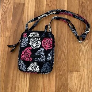 Vera Bradley travel crossbody purse